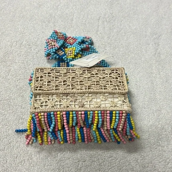 Mercedes Salazar I Want To Hold Your Hand Small Crossbody Bag - Picture 6 of 10